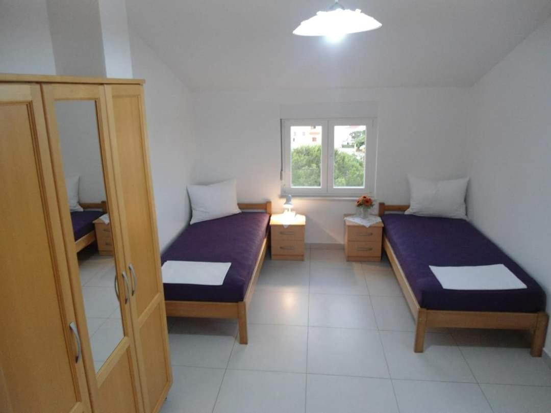Apartments Slavica Трогир Экстерьер фото