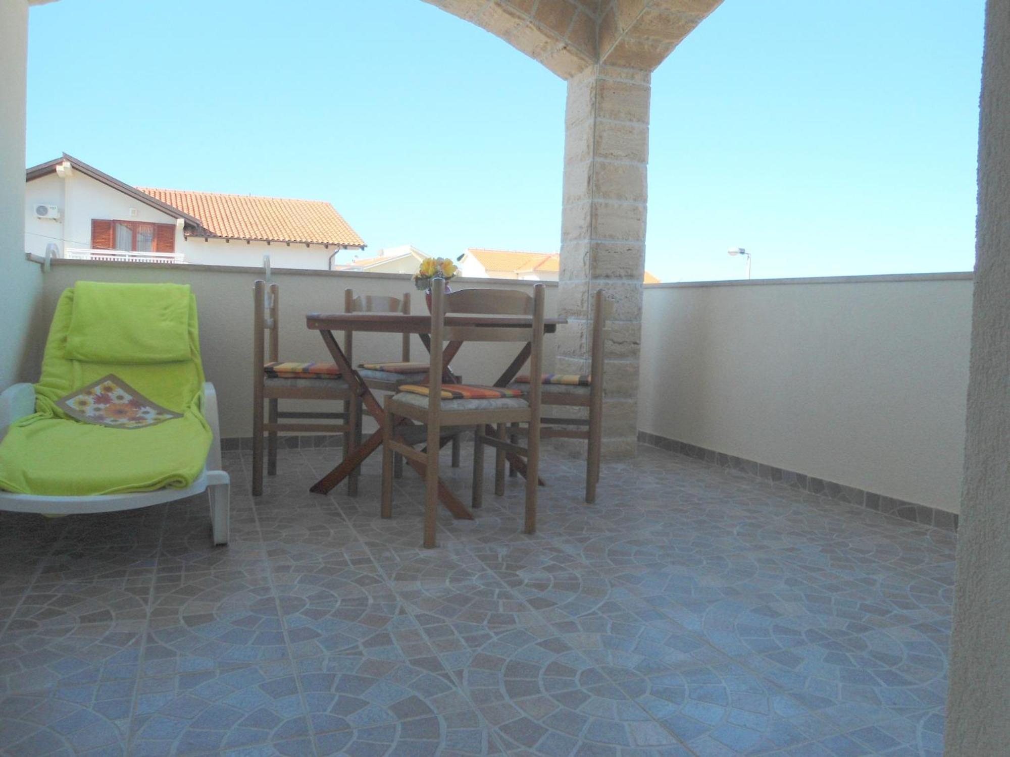 Apartments Slavica Трогир Экстерьер фото