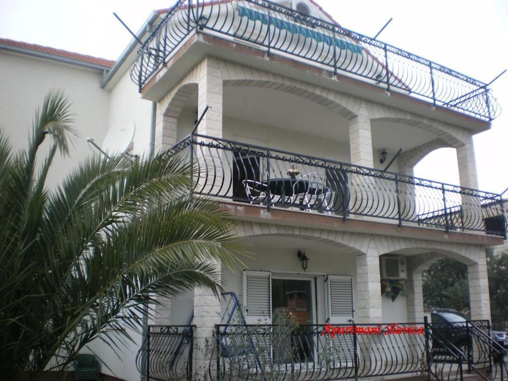 Apartments Slavica Трогир Экстерьер фото